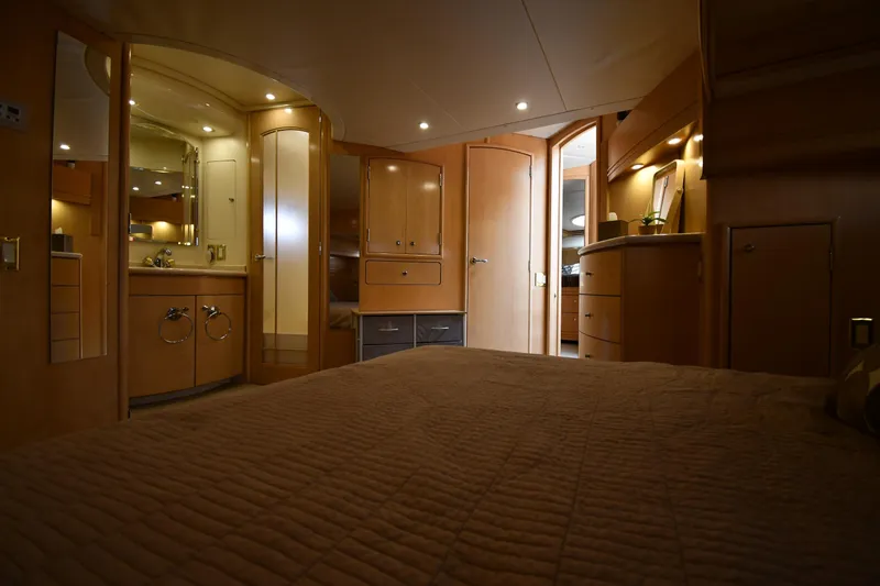 Slide: The Image of Carver Yachts 530 Voyager Pilothouse 1998 - 55