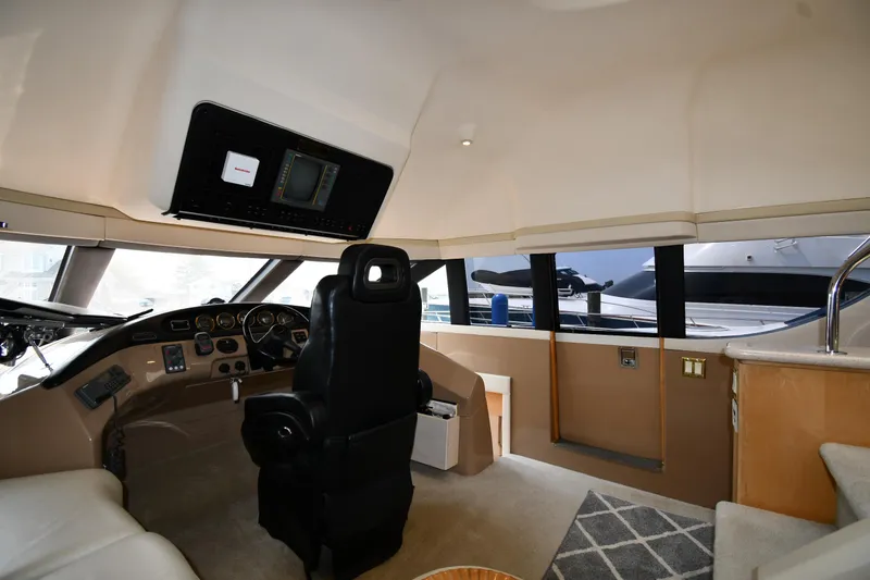 Slide: The Image of Carver Yachts 530 Voyager Pilothouse 1998 - 89