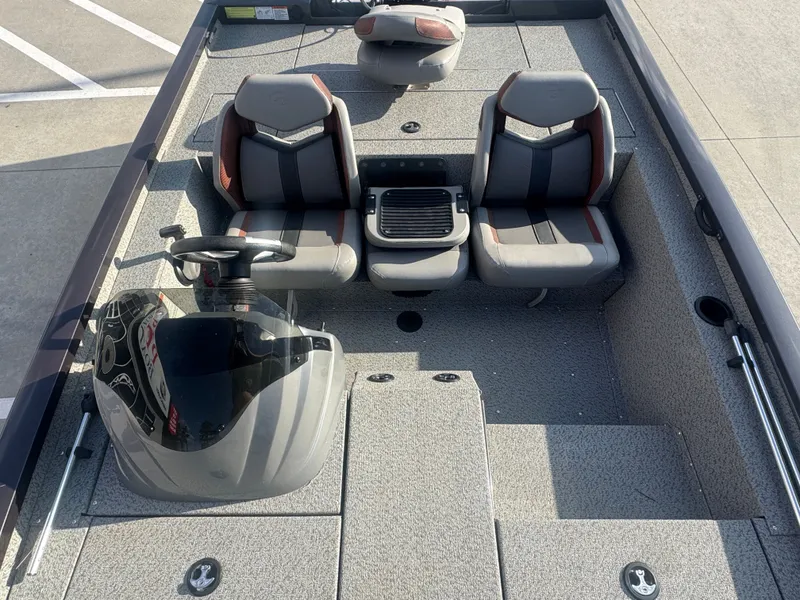 Slide: The Image of G3 Sportsman 1710 2023 - 26