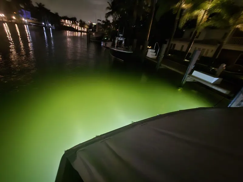 Slide: The Image of Hatteras 82 Convertible 1994 - 63