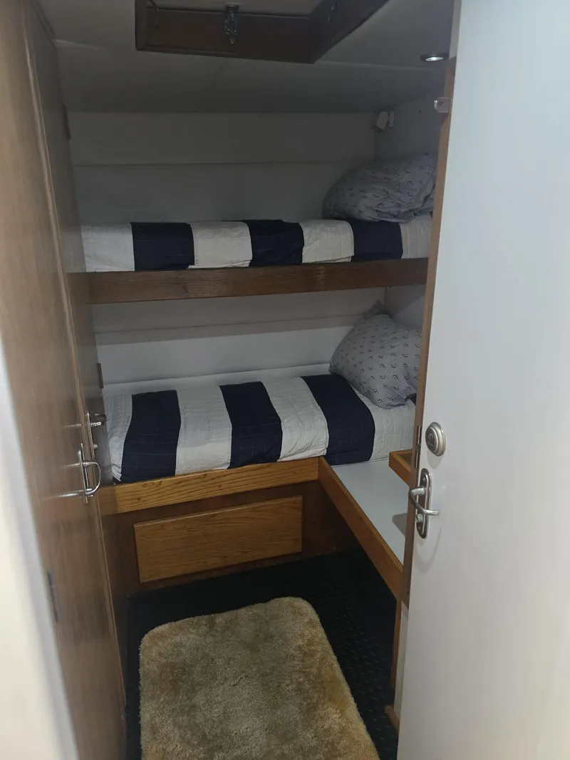 Slide: The Image of Hatteras 82 Convertible 1994 - 74