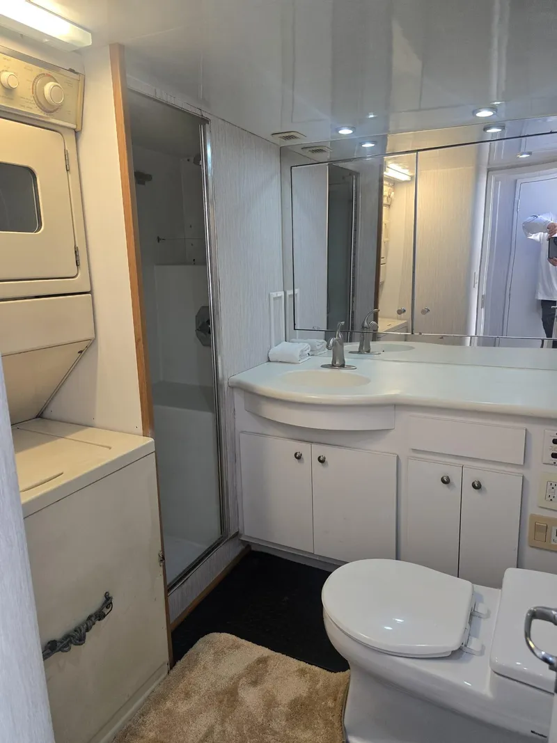 Slide: The Image of Hatteras 82 Convertible 1994 - 75