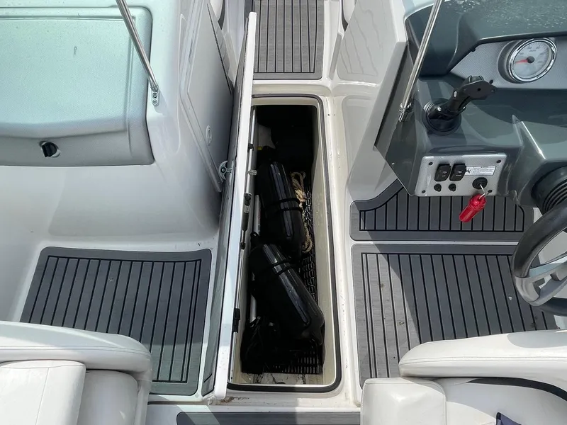 Slide: The Image of Yamaha SX190 2014 - 33