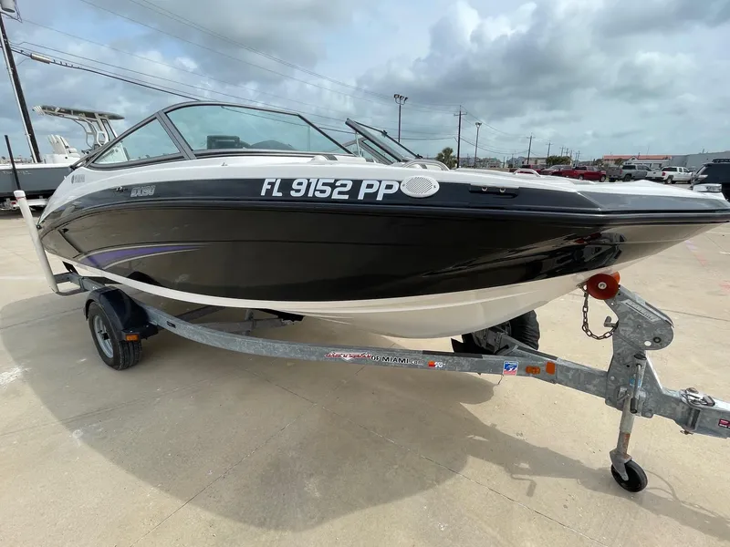 Slide: The Image of Yamaha SX190 2014 - 8