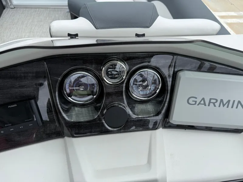 Slide: The Image of Dashboard of 2025 Avalon LSZ Versatile Rear Lounger with Garmin display and gauges. - 29