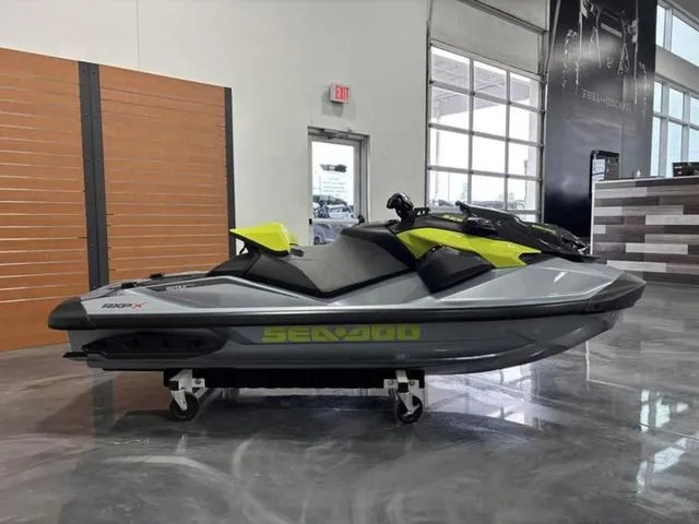 The Image of Sea-Doo RXP-X 325 2025 - 1