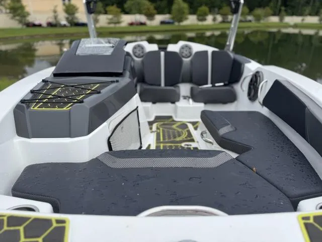 Slide: The Image of Scarab 165 ID 2023 - 10