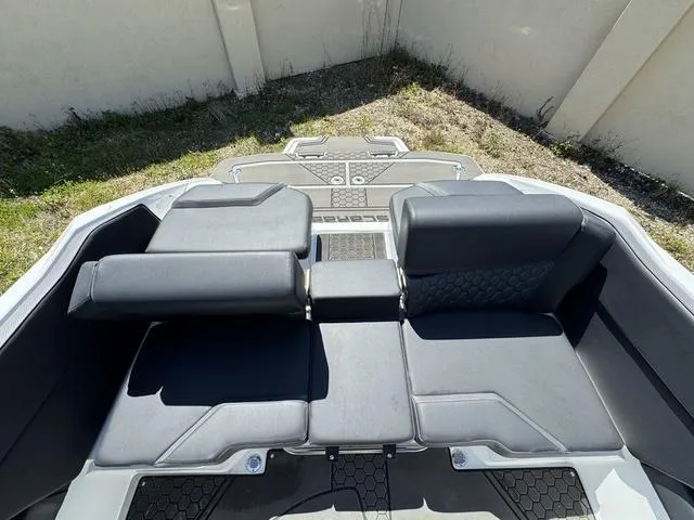 Slide: The Image of Scarab 255 LX Wake 2025 - 37