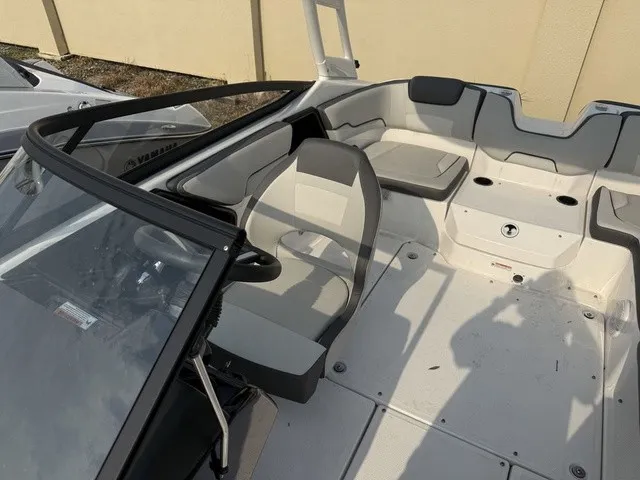 Slide: The Image of Yamaha AR190 2025 - 31