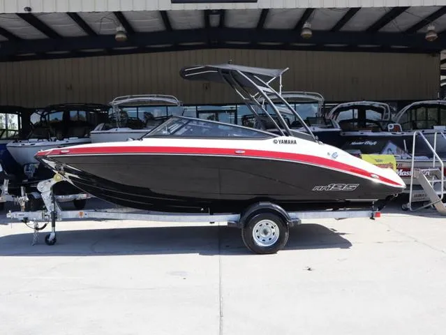 Slide: The Image of Yamaha AR195 2025 - 3