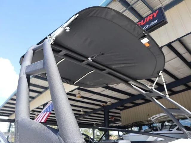 Slide: The Image of Yamaha AR195 2025 - 7