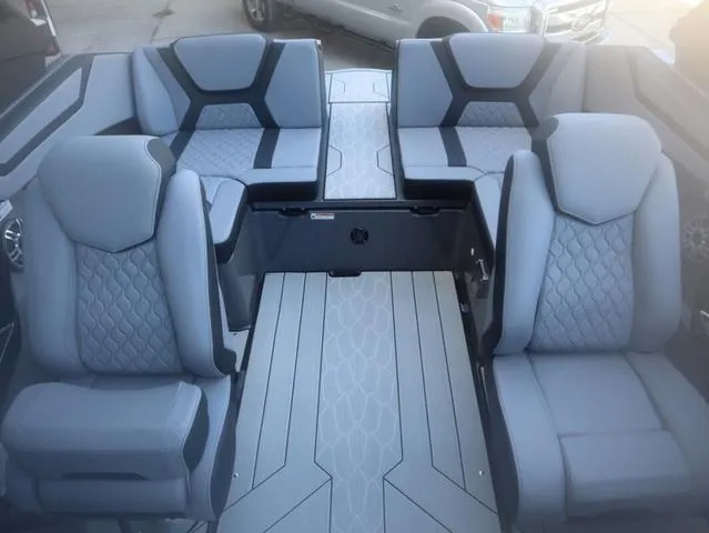 Slide: The Image of Yamaha 222XE 2025 - 7