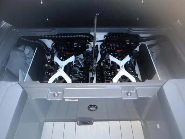 Slide: The Image of Yamaha 222XE 2025 - 9