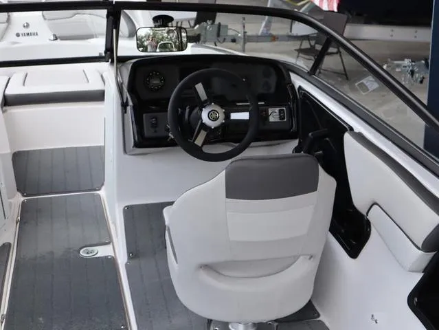 Slide: The Image of Yamaha AR190 2025 - 5