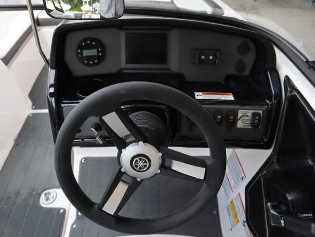 Slide: The Image of Yamaha AR190 2025 - 6