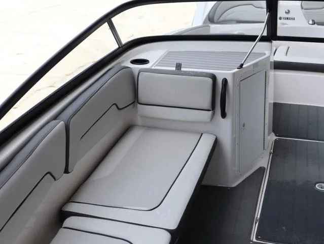 Slide: The Image of Yamaha AR190 2025 - 7