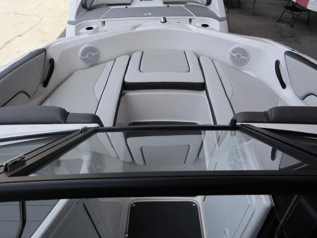 Slide: The Image of Yamaha AR190 2025 - 8