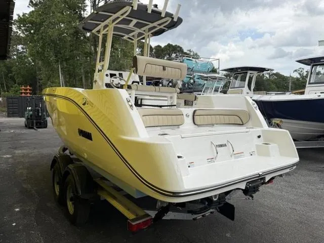 Slide: The Image of Yamaha 222 FSH Sport 2025 - 5