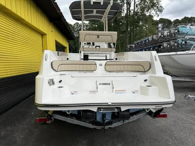 Slide: The Image of Yamaha 222 FSH Sport 2025 - 6