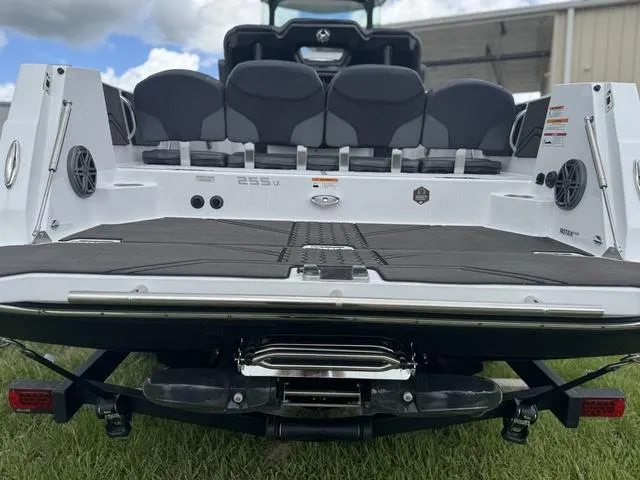 Slide: The Image of Scarab 255 Open LX 2025 - 6