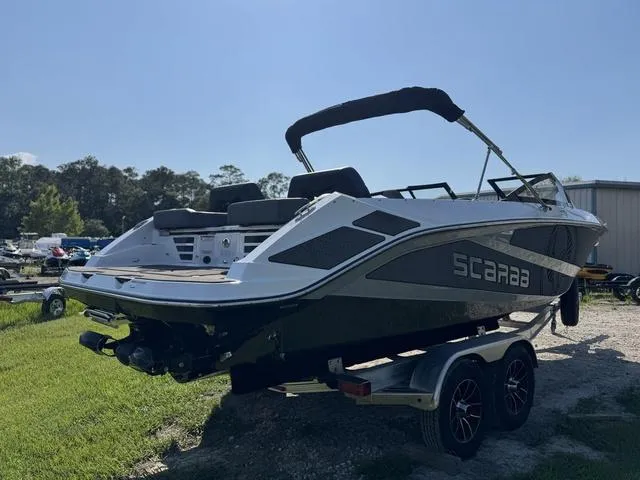 Slide: The Image of Scarab 235 LX 2025 - 7