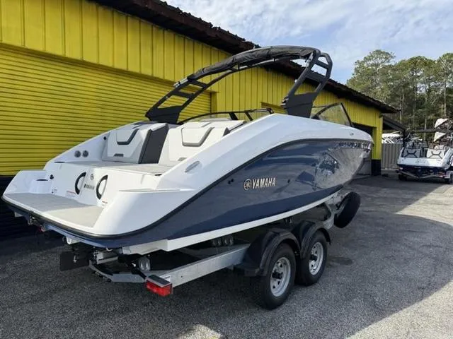 Slide: The Image of Yamaha AR220 2025 - 11