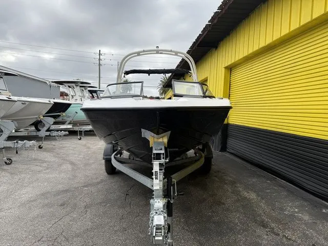 Slide: The Image of Yamaha AR190 2025 - 5