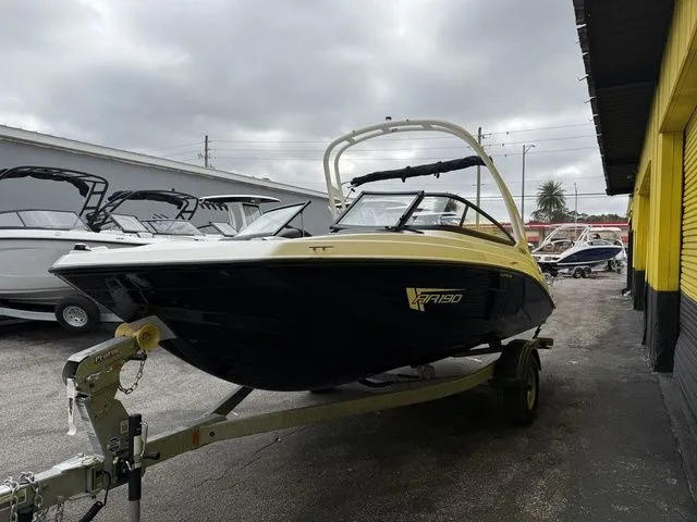 Slide: The Image of Yamaha AR190 2025 - 6