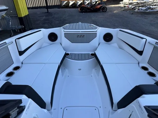 Slide: The Image of Yamaha 222SD 2025 - 22