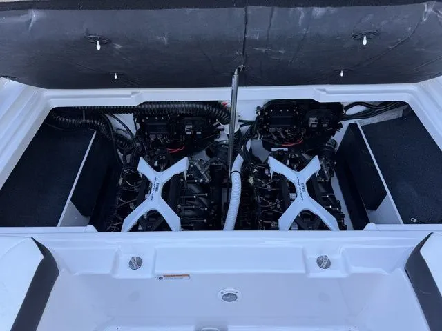 Slide: The Image of Yamaha 222SD 2025 - 31