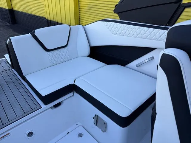 Slide: The Image of Yamaha 222SD 2025 - 57