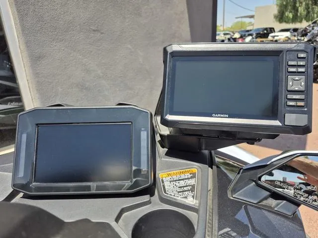 Slide: The Image of Kawasaki Ultra® 160LX-S Angler 2025 - 13