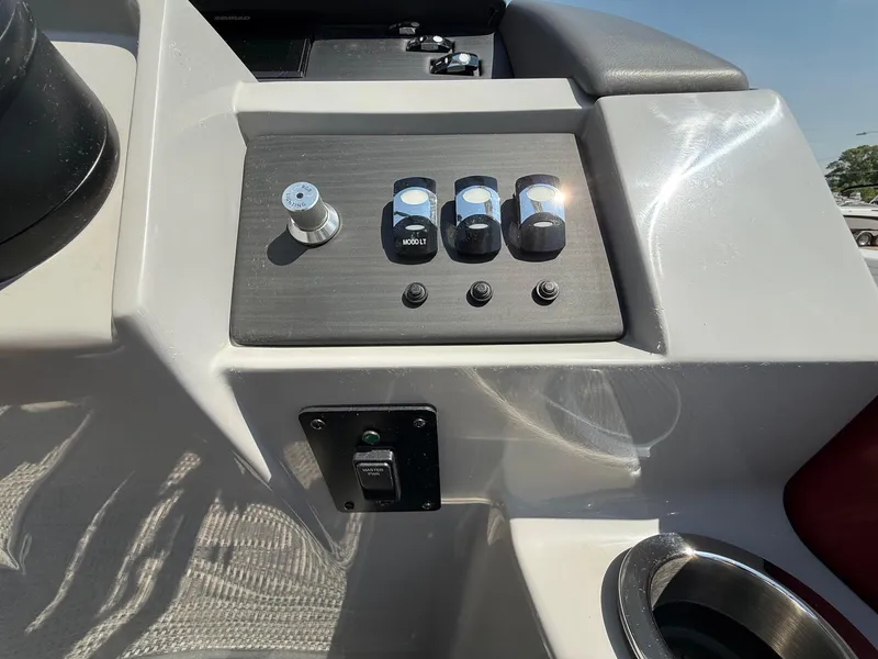 Slide: The Image of Bennington L23 2023 - 19