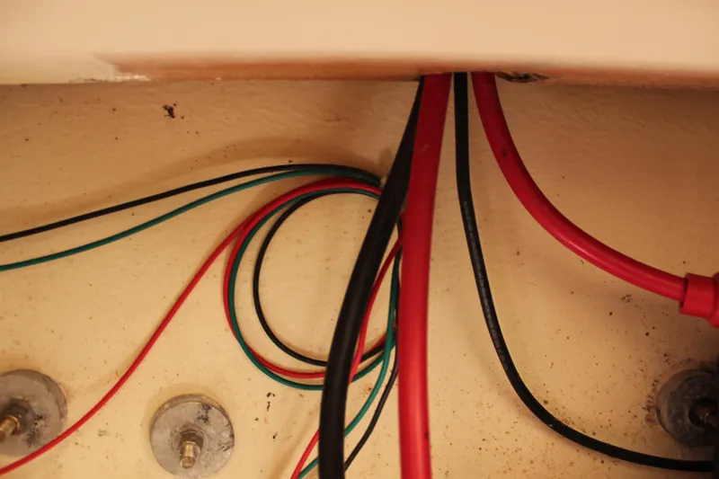 Slide: The Image of Electrical wiring inside a 2016 Eastern 27' Islander boat. - 44