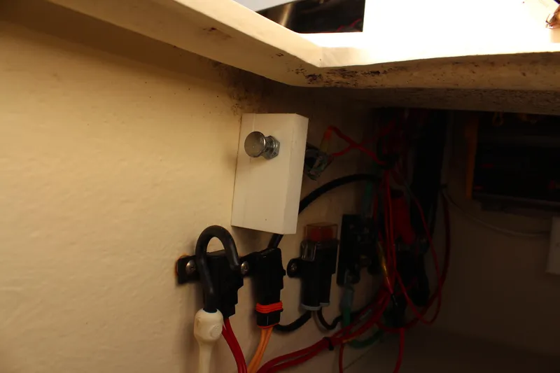 Slide: The Image of Electrical wiring setup inside a 2016 Eastern 27' Islander boat. - 46