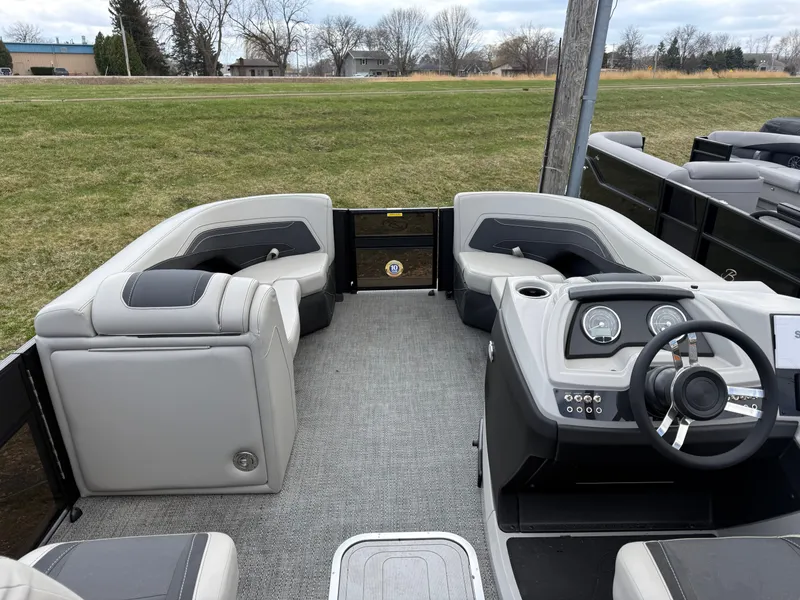 Slide: The Image of Barletta Cabrio 22 QC 2026 - 7