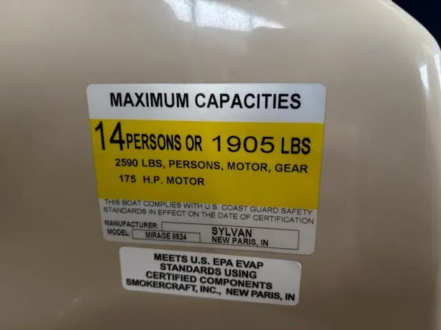 Slide: The Image of Sylvan Mirage Cruise 8524 Entertainer LE 2018 - 14