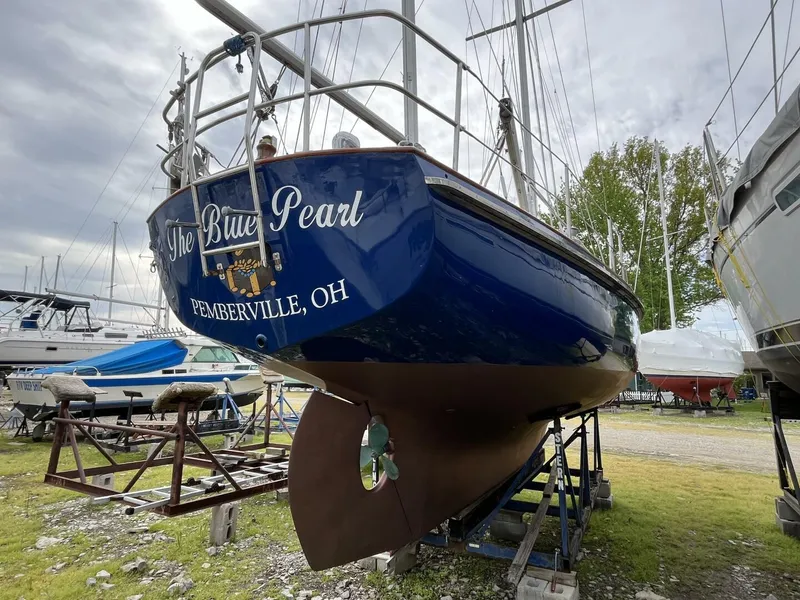 Slide: The Image of 1978 Cheoy Lee Offshore 33 sailboat, "The Blue Pearl," docked in Pemberville, OH. - 5