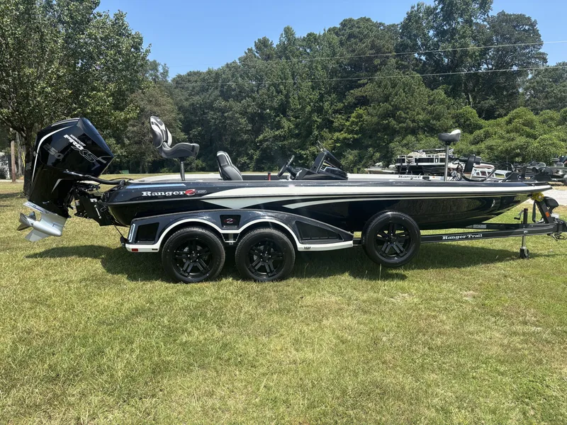 The Image of Ranger Z521 2025 - 1