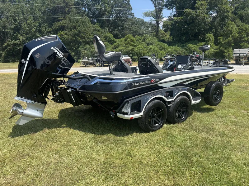 Slide: The Image of Ranger Z521 2025 - 11