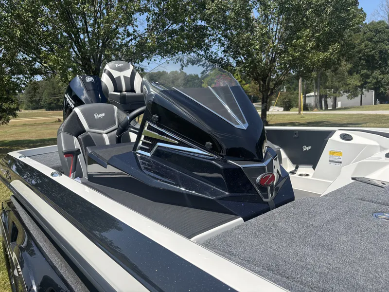 Slide: The Image of Ranger Z521 2025 - 5