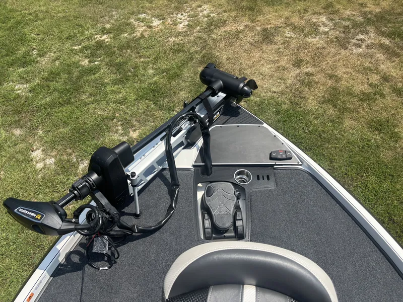 Slide: The Image of Ranger Z521 2025 - 9