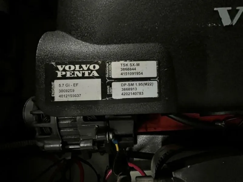 Slide: The Image of Volvo Penta engine details on a 2005 Chris-Craft Corsair 28 boat. - 27
