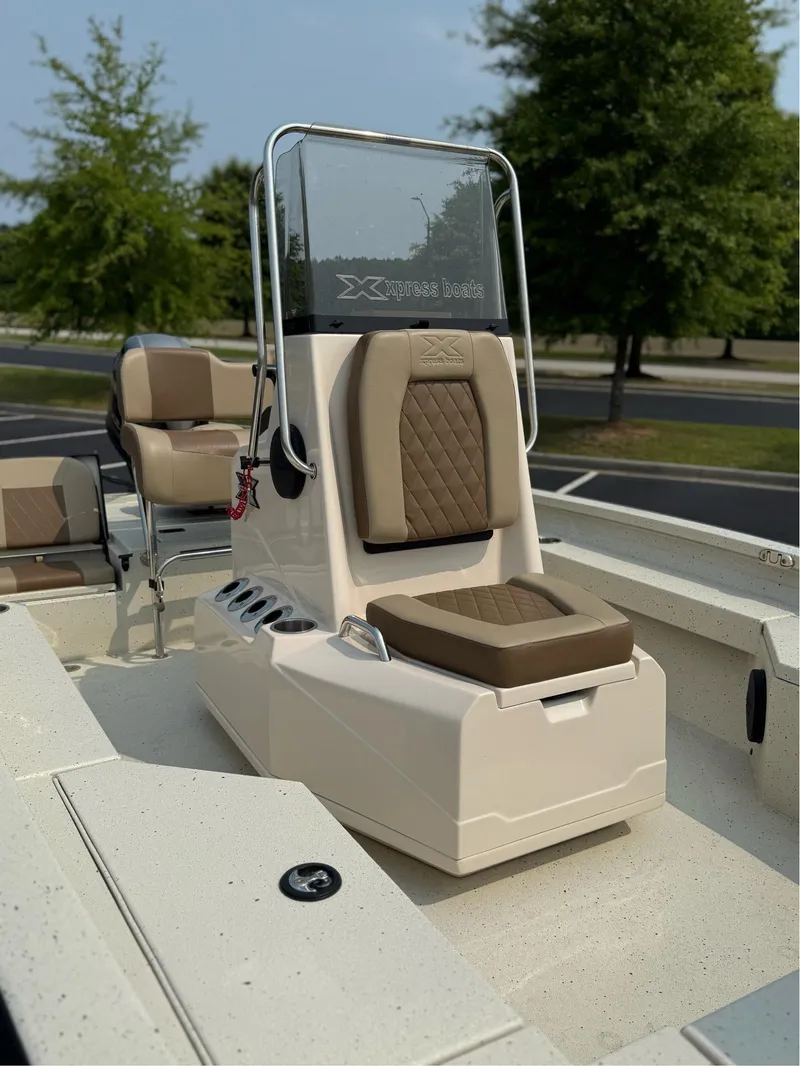 Slide: The Image of Xpress H20B 2024 - 24