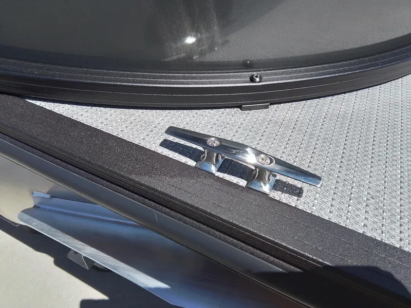 Slide: The Image of Sylvan Mirage X3 CLZ 2025 - 12