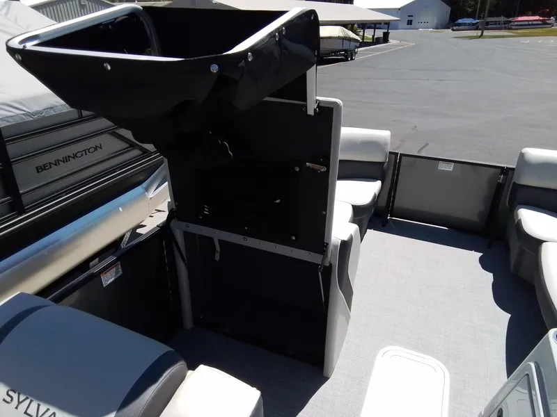 Slide: The Image of Sylvan Mirage X3 CLZ 2025 - 18