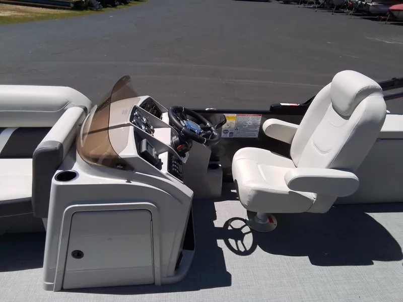 Slide: The Image of Sylvan Mirage X3 CLZ 2025 - 24