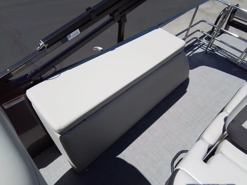 Slide: The Image of Sylvan Mirage X3 CLZ 2025 - 36