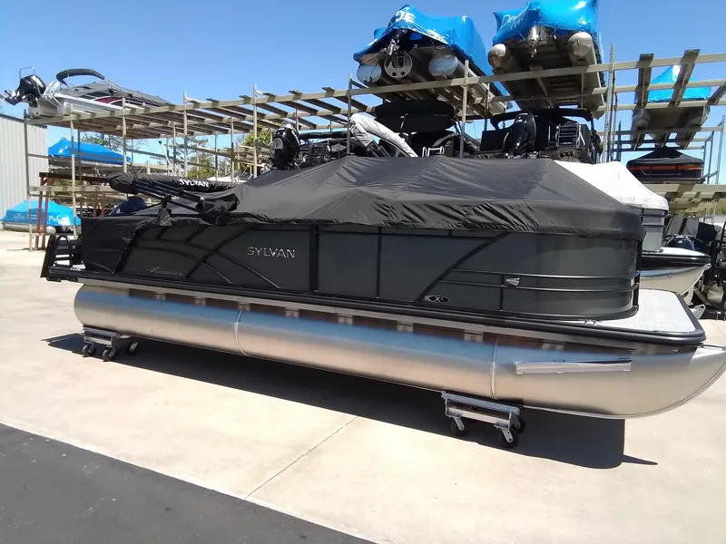 Slide: The Image of Sylvan Mirage X3 CLZ 2025 - 9