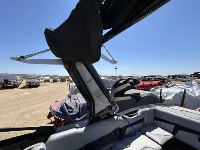 Slide: The Image of Centurion F125 2021 - 14